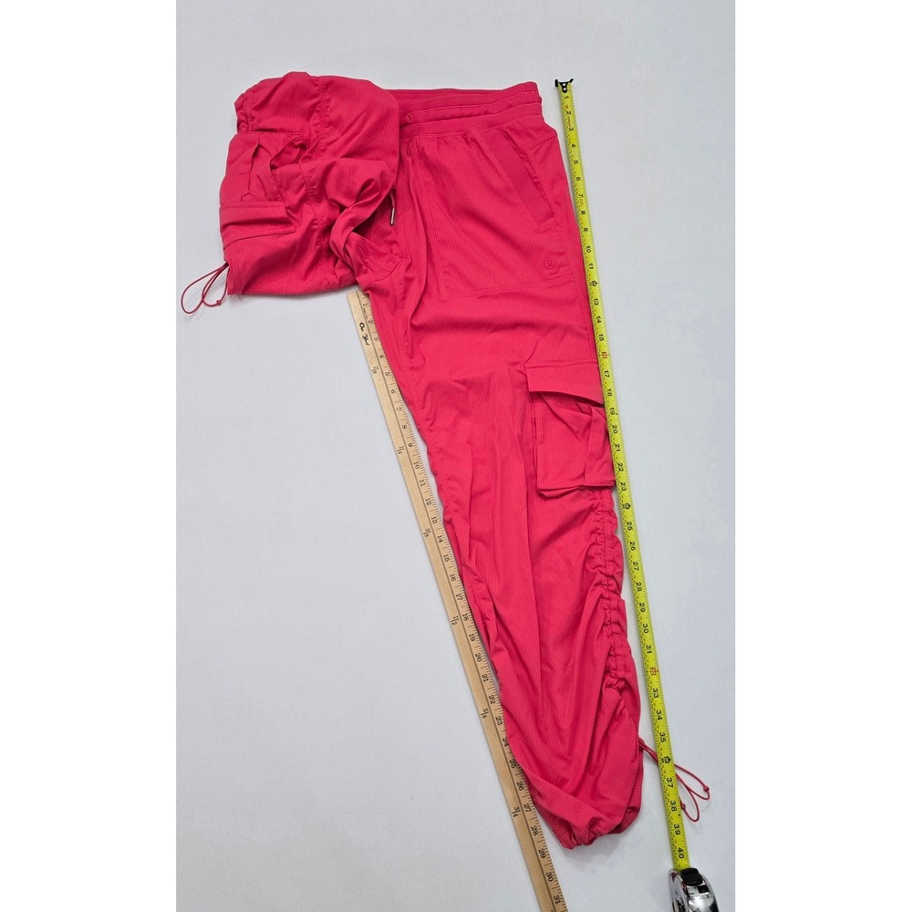 Lululemon Beyond the Studio Ruched Cargo Pants Pink Joggers Size Small P - Picture 11 of 12